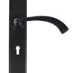 Black Gothic Curved Sprung Lever Lock Set | 33136