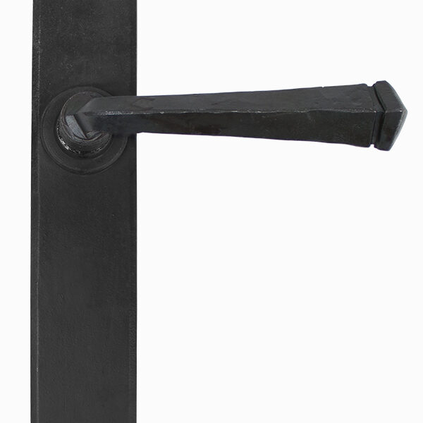 Beeswax Gothic Lever Latch Set | 33270