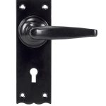 Black Oak Lever Lock Set | 33319