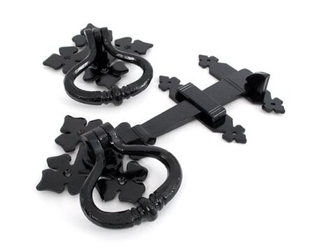 From the Anvil Shakespeare Latch Set - Black