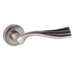 Distressed Silver Old English Richmond Lever Door Handle on Round Rose - (OE110DS)