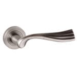 Matt Gun Metal Old English Richmond Lever Door Handle on Round Rose - (OE110MBN)