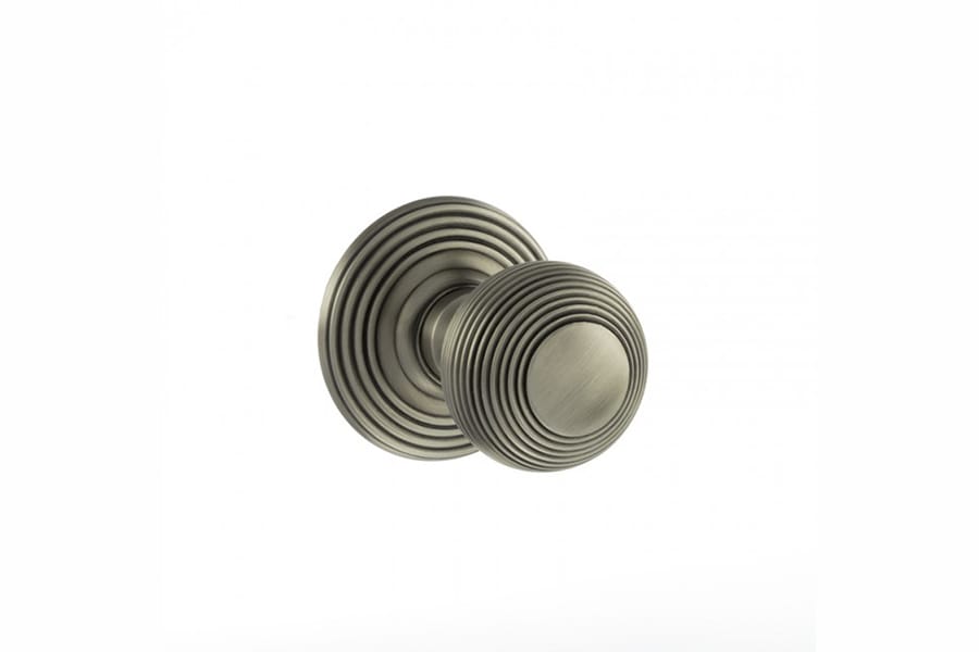 oe50rmkmbn_800x800_1.jpg Atlantic Matt Gun Metal Old English Ripon Solid Brass Reeded Beehive Mortice Door Knob on Concealed Fix Rose - (OE50RMKMBN) - Image 1