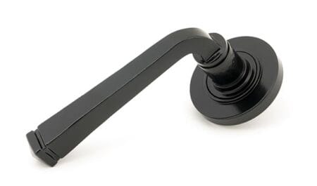 Black Avon Round Lever on Rose Set (Plain) | 45623