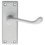 Victorian Scroll Lever on Short Latch Backplate (DL55SC)