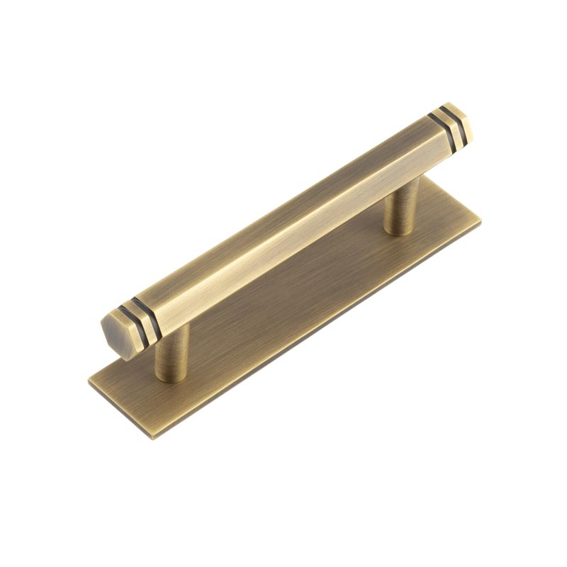 hox-350ab-5050ab.jpg Frelan Hoxton Nile Cabinet Handles 96mm Ctrs Plain Backplate Antique Brass - Image 1