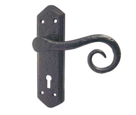 Royal Suite Door Handle on Lockplate Black