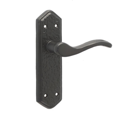 Wentworth Suite Door Handle on Latchplate Black