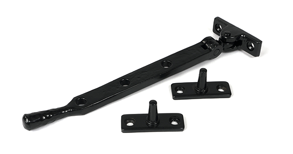 From the Anvil Black 8" Hammered Newbury Stay