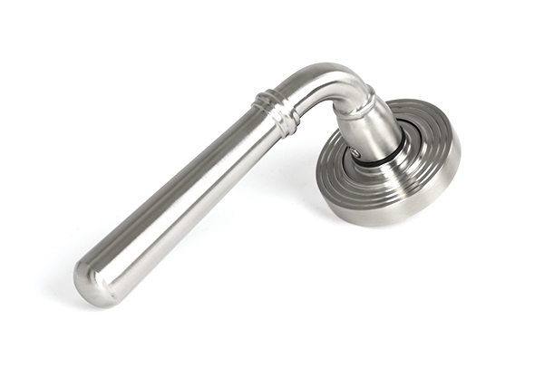 From the Anvil Satin Marine SS (316) Newbury Lever on Rose Set (Beehive) - Unsprung