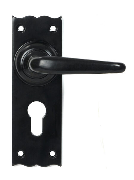 Black Oak Lever Euro Lock Set | 46570