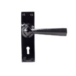 Black Straight Lever Lock Set | 73109