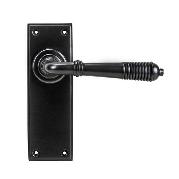 Aged Bronze Reeded Lever Latch Set | 83954
