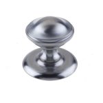 Jedo Belgravia Centre Door Knobs 66mm Satin Chrome