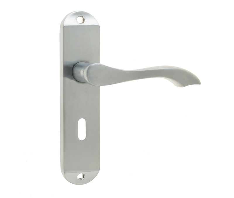 jv920sc.jpg Frelan Broadway Suite Door Handle on Lockplate Satin Chrome - Image 1