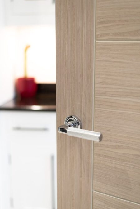 Polished Chrome Millhouse Brass Cartwright Knurled Lever Door Handle on Round Rose - (MHR200PC) - Image 2