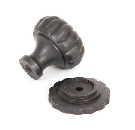 Beeswax Flower Cabinet Knob - Large | 33378 - Image 4