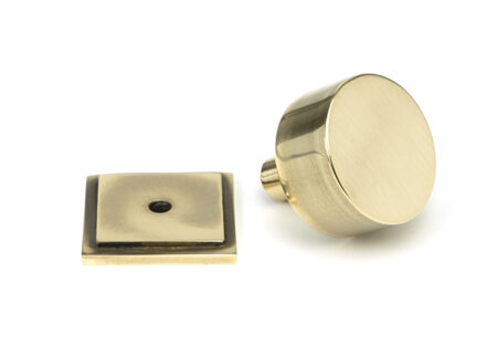 Aged Brass Kelso Cabinet Knob - 32mm (Square) | 50309 - Image 3