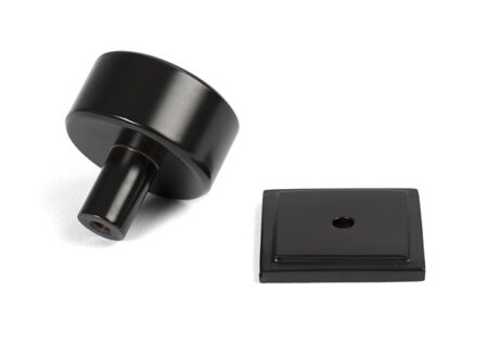 From the Anvil 32mm Kelso Cabinet Knob - Aged Bronze - Image 4