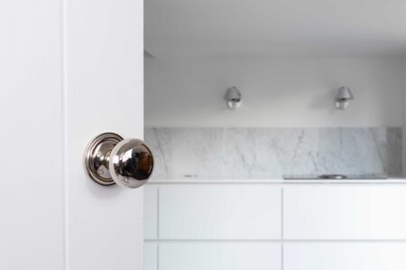 Atlantic Polished Chrome Old English Harrogate Solid Brass Mushroom Mortice Knob on Concealed Fix Rose - (OE58MMKPC) - Image 3