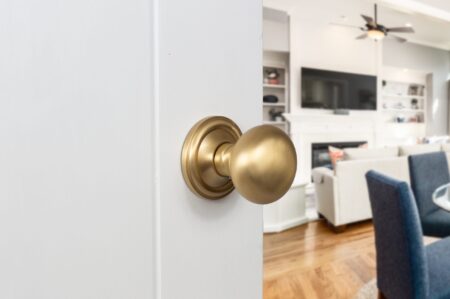 Atlantic Satin Brass Old English Harrogate Solid Brass Mushroom Mortice Knob on Concealed Fix Rose - (OE58MMKSB) - Image 3