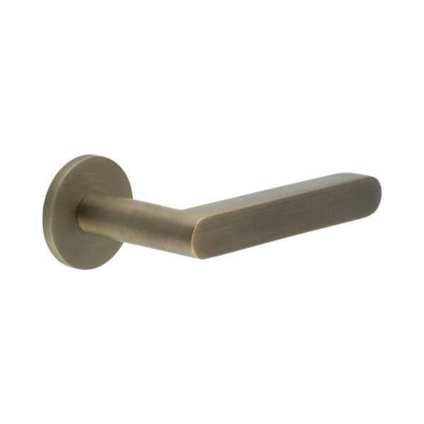 CR-101 Antique Brass Unsprung Round Rose Door Handle