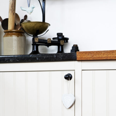 Rustic Round Cabinet Knob 1949 - Kirkpatrick - Image 2