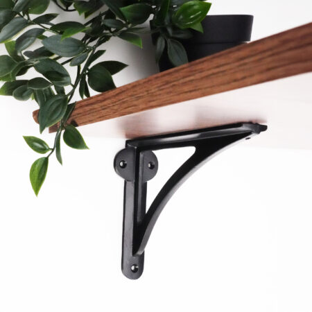 Spira Brass Victorian Ironbridge Shelf Bracket Black (Sold in Pairs) - Image 3