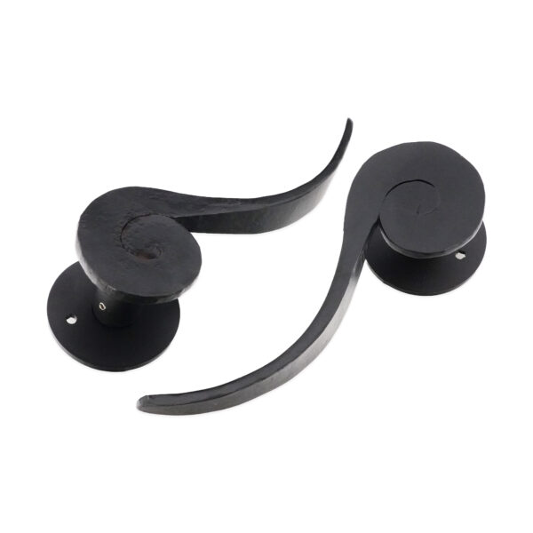 Spira Brass Brass Ferro Lever on Rose Door Handle Set