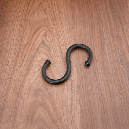 Spira Brass S- Hook Large Matt Black - Image 4