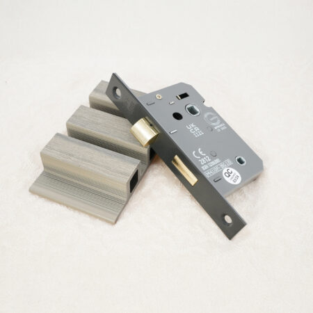 3" CE 3 Lever Bathroom Lock FD60 - Gunmetal Grey - Image 3