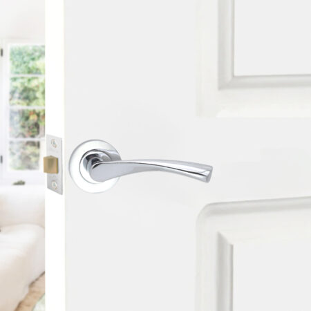 Spira Brass Polished Chrome Mercury Lever Door Handle Set - Image 3
