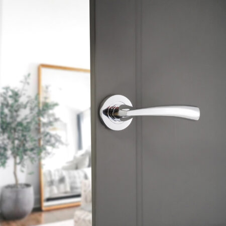 Spira Brass Polished Chrome Lego Lever Door Handle Set - Image 3