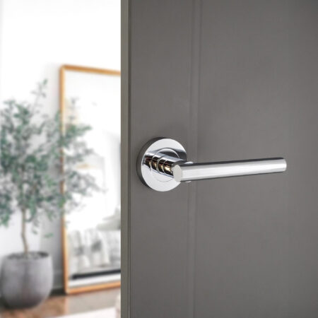 Spira Brass Polished Chrome Jura Lever Door Handle Set - Image 3