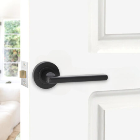 Matt Black Drox Lever Door Handle Set - Image 3