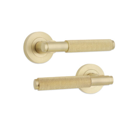 Satin Brass Connaught Lever on Rose Door Handle Set - Image 2