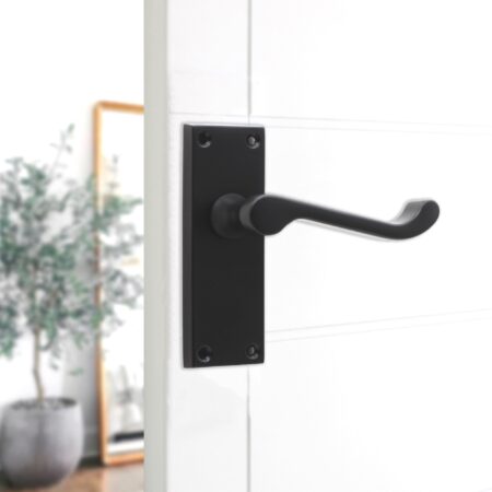 Matt Black Victorian Scroll Latch Lever Handle 115mm Door Handle Set - Image 3