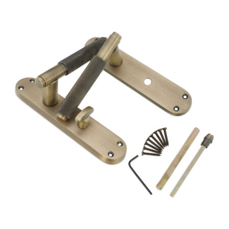 Spira Brass Brass Connaught Knurled Lever on Backplate Privacy Matt Antique Door Handle Set - Image 4