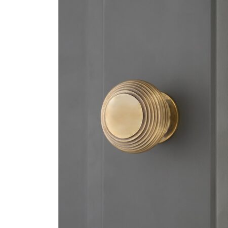 Spira Brass Brass Beehive Large 40mm Cupboard Knob Aged Cabinet Hardware - Antique Brass - Image 3