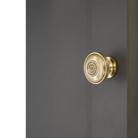 Spira Brass Brass Bloxwich Large 40mm Cupboard Knob Aged Cabinet Hardware - Antique Brass - Image 3