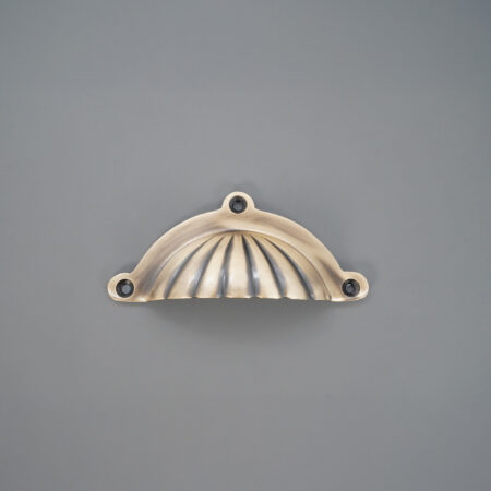 Spira Brass Shell Cup Pull Antique Brass - Image 3