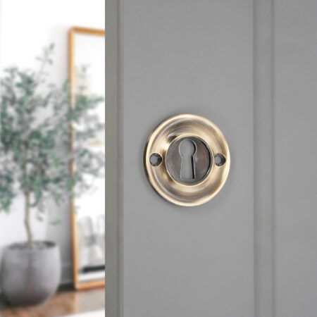 Spira Brass Slimline Standard Escutcheon Antique Brass - Image 3