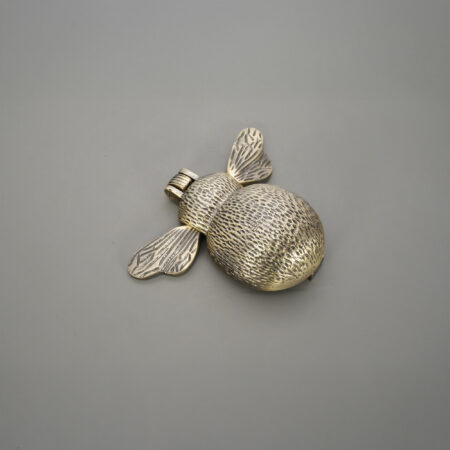 Spira Brass Antique Brass Bumble Bee Door Knocker Front Door Knocker - Image 4
