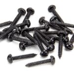 Black 8 x 1" Round Head Screws (25) | 33418