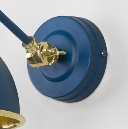 Hammered Brass Brindley Wall Light in Upstream | 49719SU - Image 5