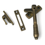 Burnished Brass Locking Reeded Fastener | 52318