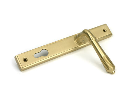 Satin Brass Reeded Slimline Lever Espag. Lock Set | 52424 - Image 3