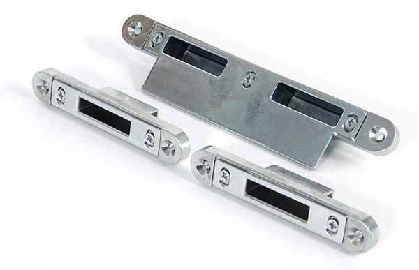Bright Zinc Plated Espag Keep Set - 57mm Door | 91910