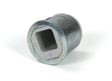 BZP Adjustable Thimble Shootbolt Keep | 93224