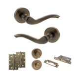 Atlantic Old English Warwick Door Handle Pack (Bathroom Set - 3" CE Bathroom Lock, 4" Slim Knuckle Hinges x2) - Antique Brass